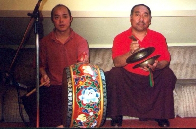 Recordings of the Tibetan folksinger Yang Du Tso @ The Flying Snowman Studio_2